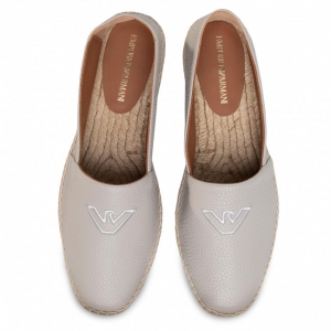 Woman shoes