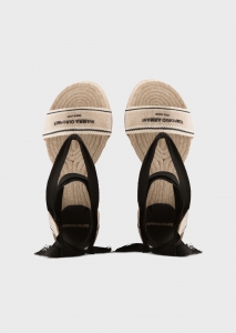 Woman shoes