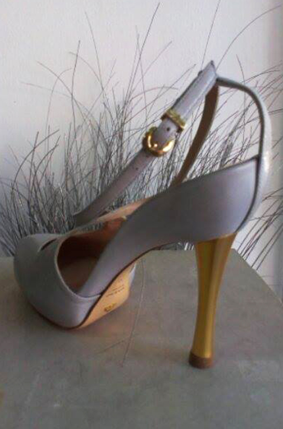Woman shoes