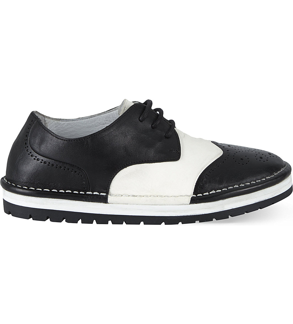 Дамски обувки