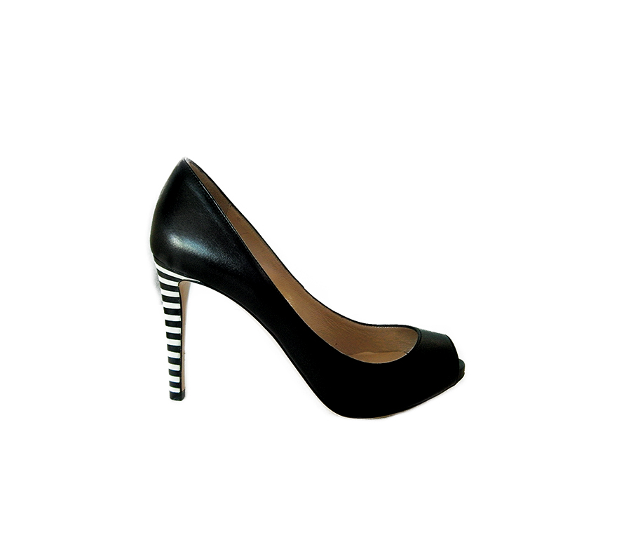Woman shoes