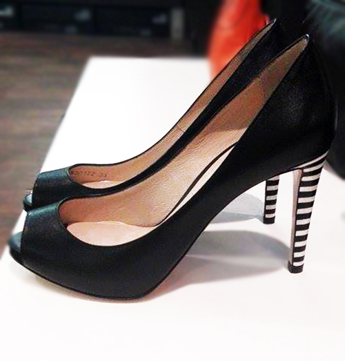 Woman shoes