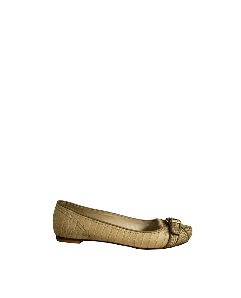 Woman shoes
