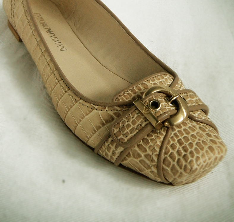 Woman shoes