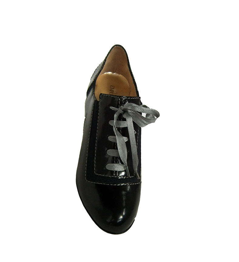 Woman shoes