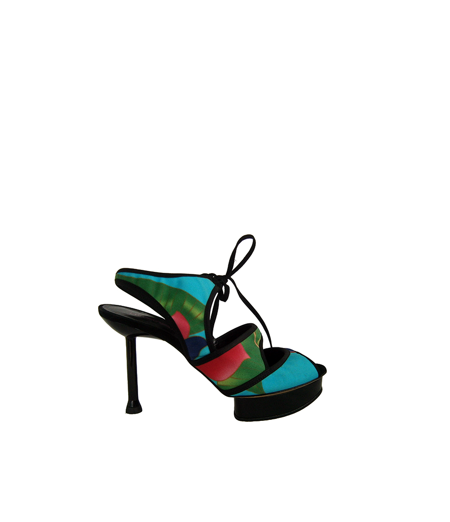 Woman shoes