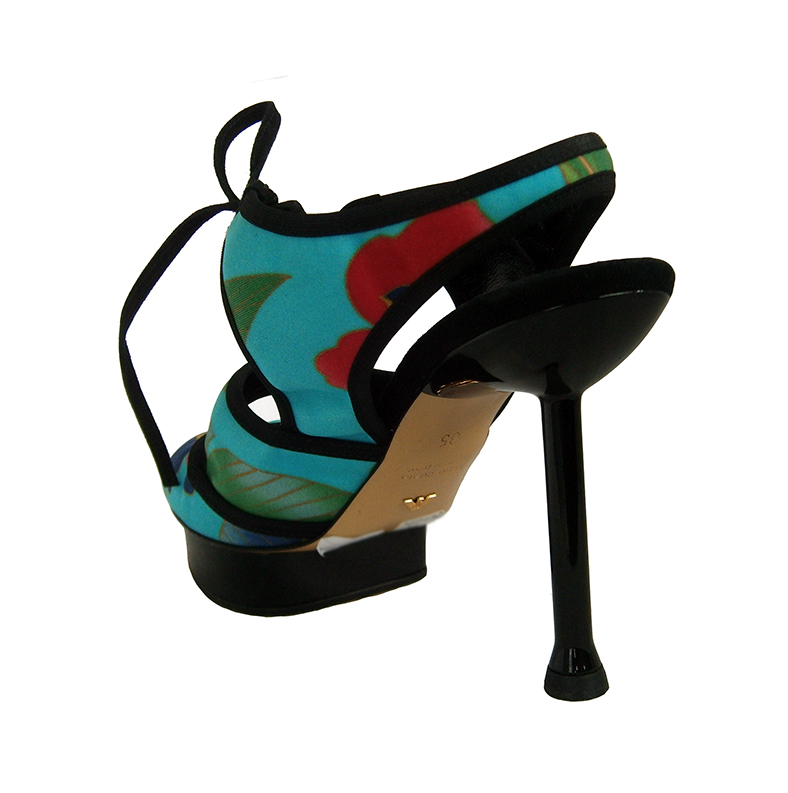 Woman shoes